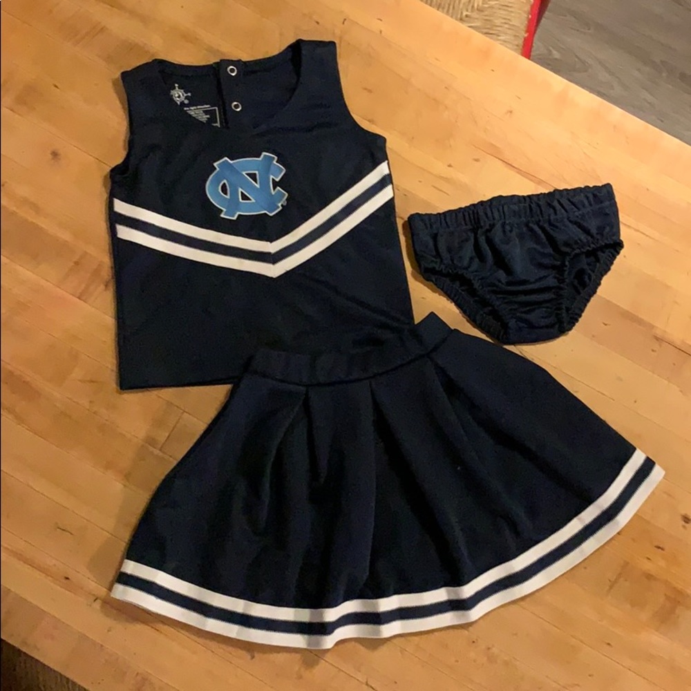 Cheerleader Costume/set